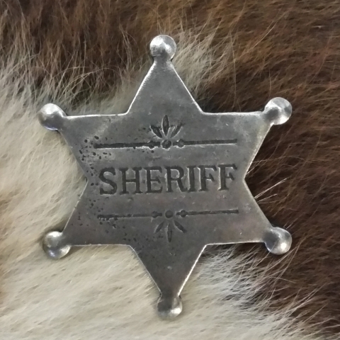 Police brass star Lawman Old West Badge: Deluxe engraved Sheriff 